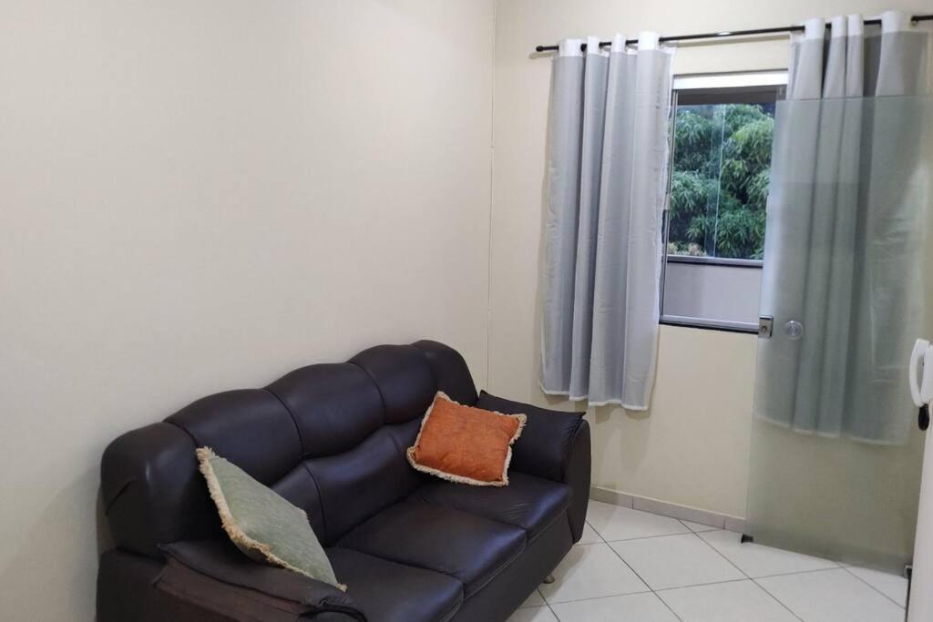 Acomodacao Paraju-apartamento Em *
